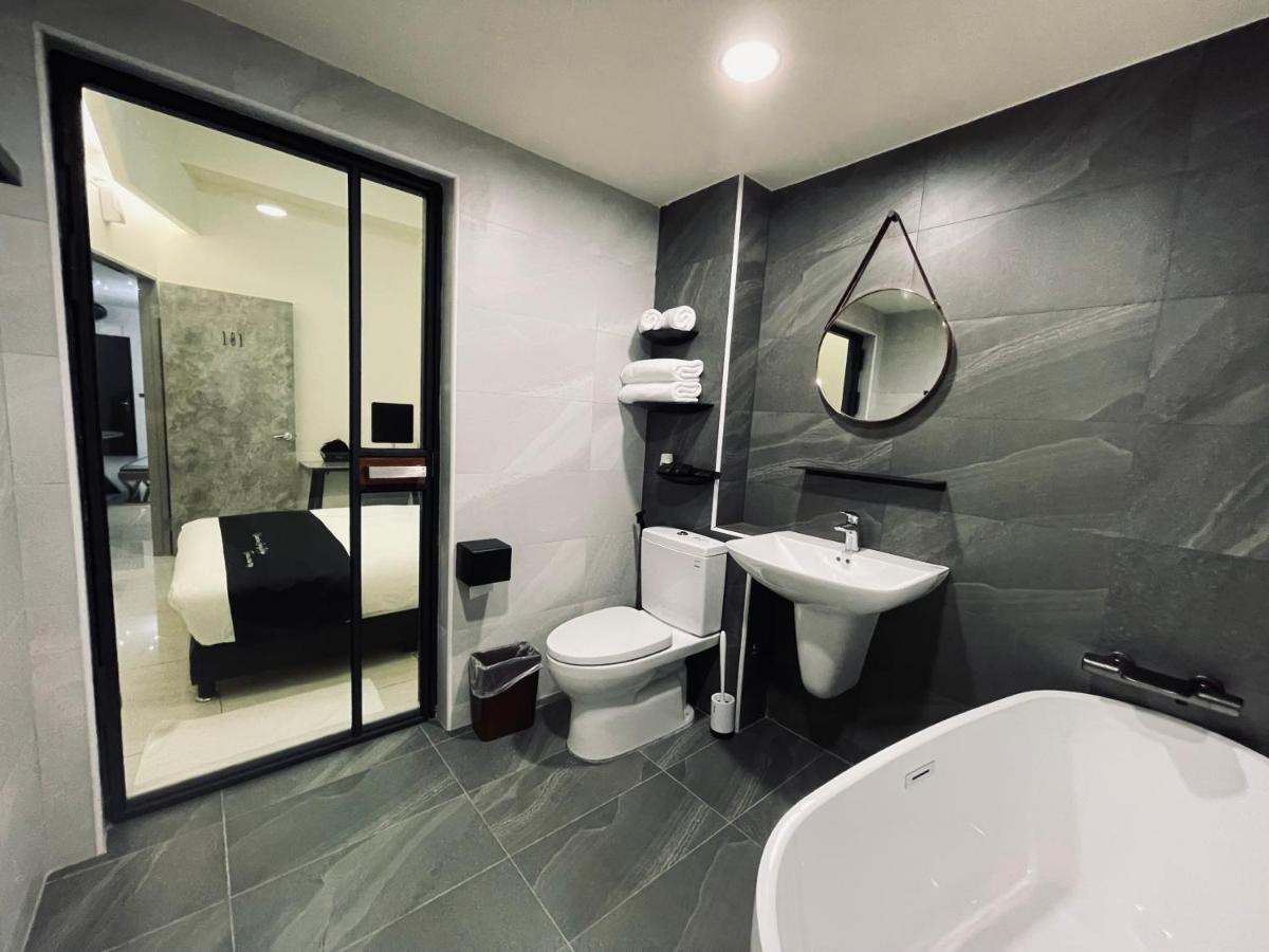 Six Seasons Inn - Qian He Tainan Exterior foto
